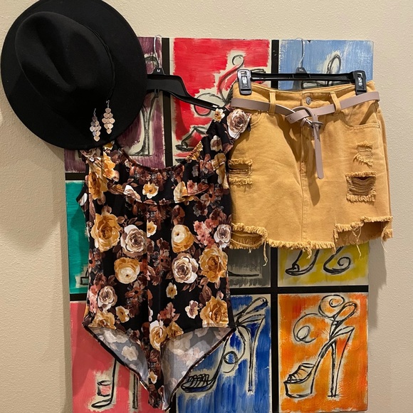 Styling Tips ❤️ - Picture 1 of 1